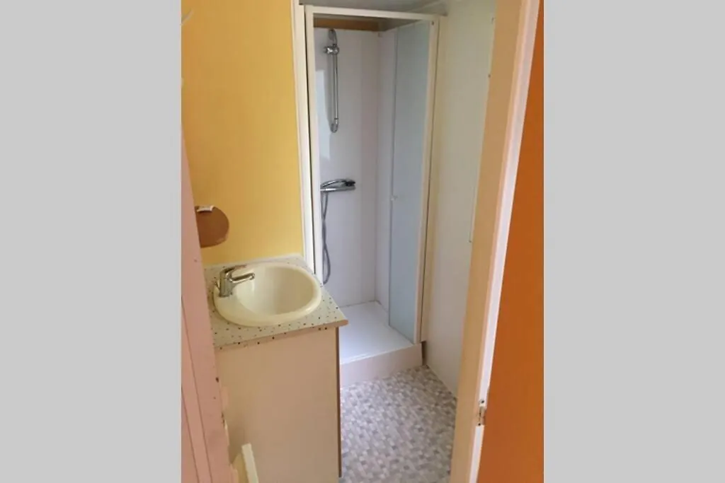 Chalet Foret Huelgoat Monts D'Arree La Feuillee